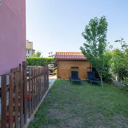 Almar Apartament *